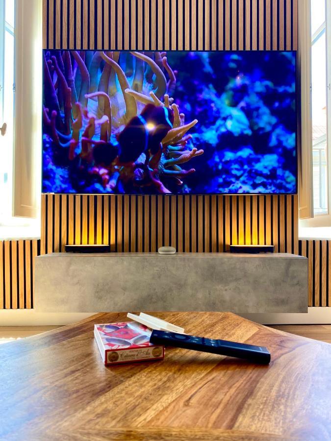 Apartment Sv - L'experience Design Duplex In Marseilles