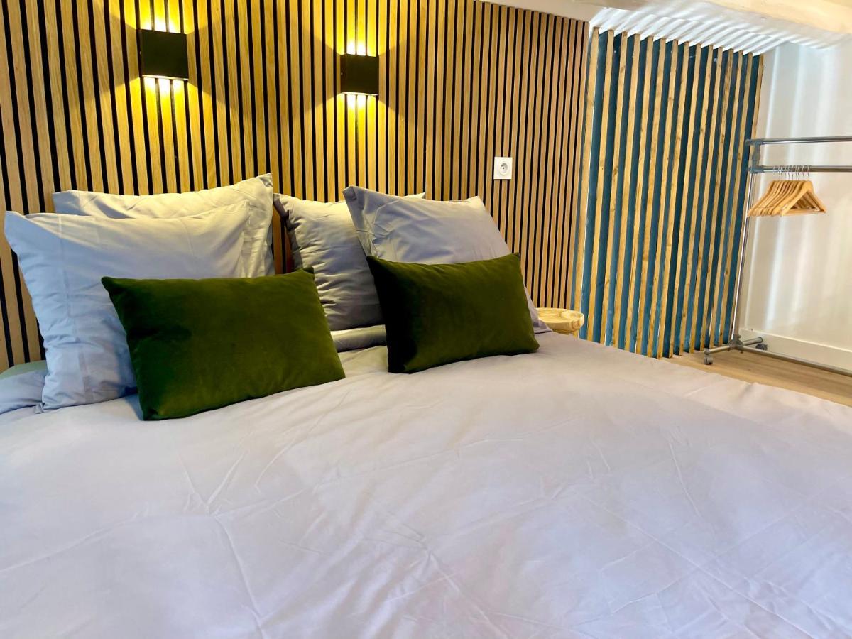 Sv - L'experience Design Duplex In Apartment Marseilles